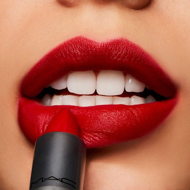 Viva Glam Lipstick Fire N Fury Acquista Online Douglas